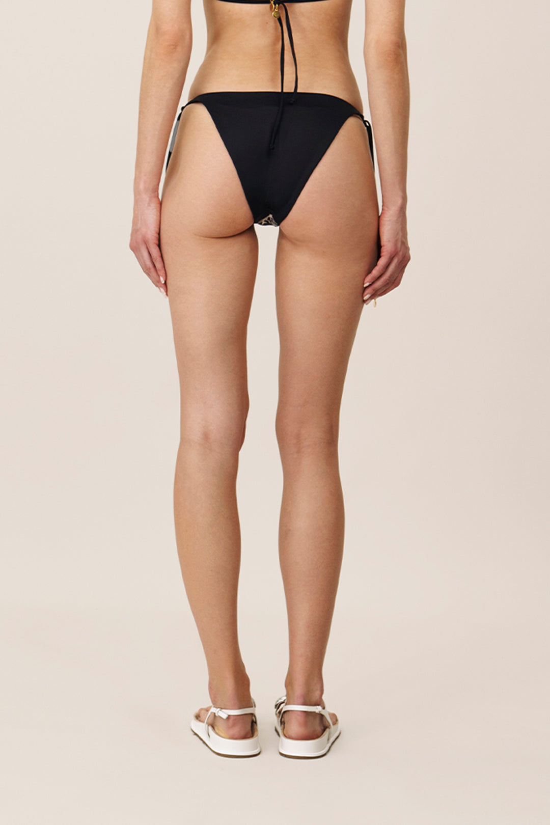 Panty De Bikini Black Coral Origen